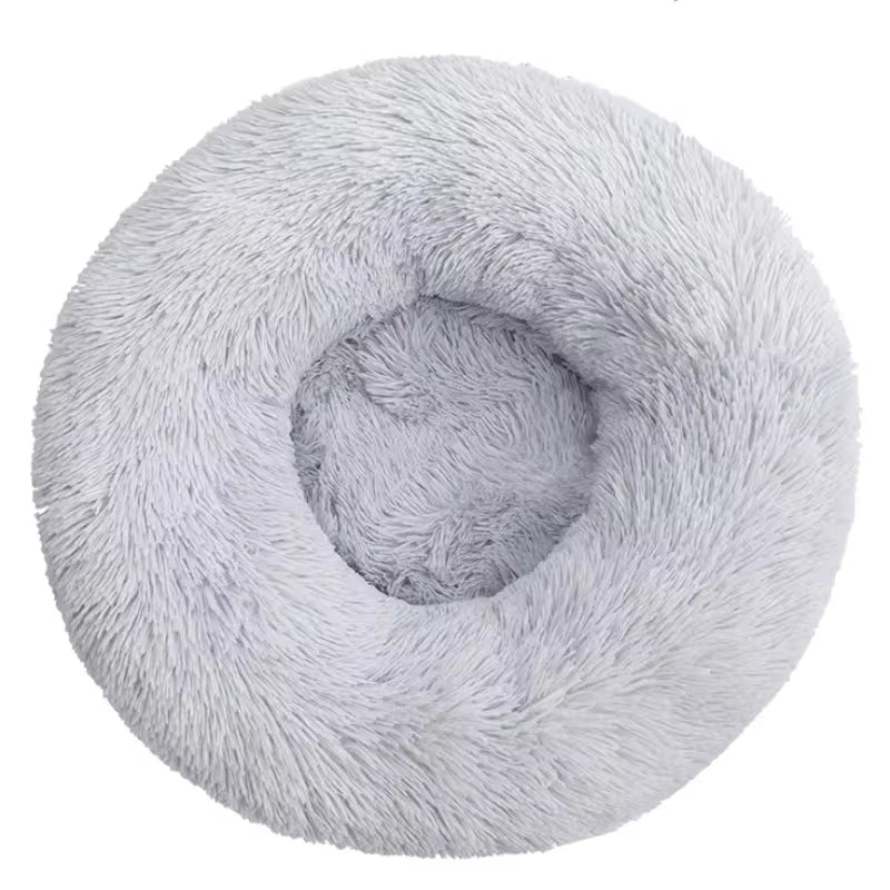 Finally sleep through the night — while your cat rests calmly in Nuviana™ calming bed