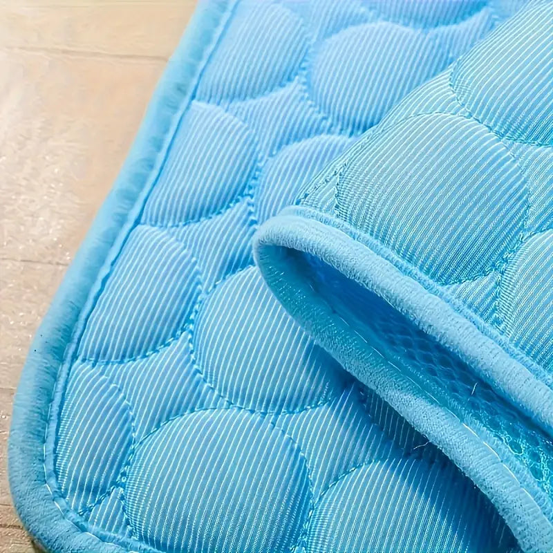 Protect Your Cat From Non-Exertional Heatstroke With Nuviana™ Cooling Mat